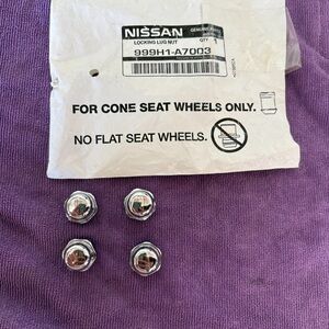 Nissan Genuine Parts Locking Lug Nuts